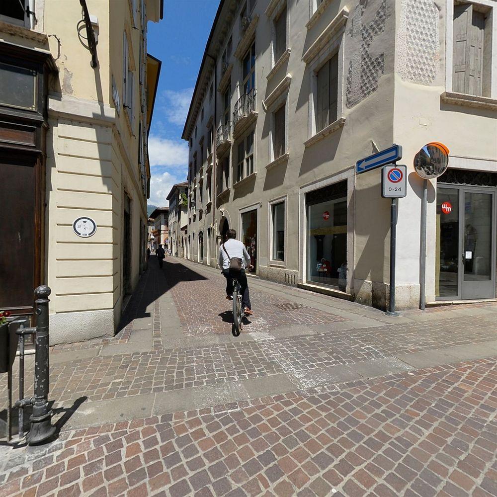 Residence Del Messaggero Rovereto  Eksteriør billede