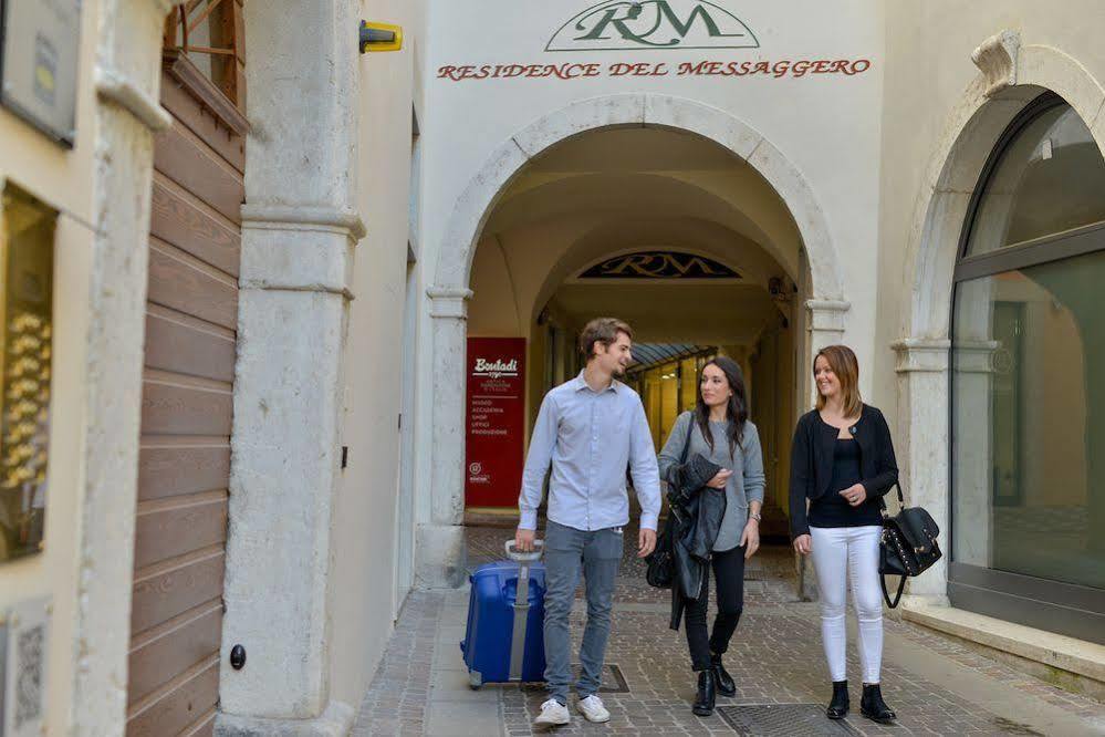 Residence Del Messaggero Rovereto  Eksteriør billede