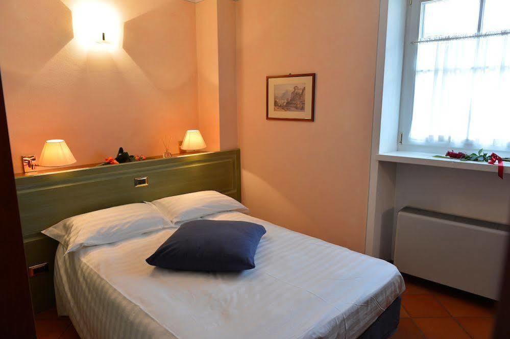 Residence Del Messaggero Rovereto  Eksteriør billede